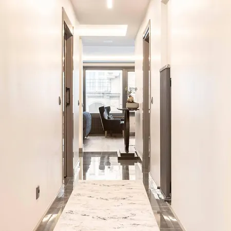 Luxury In The Heart Of Nisantasi